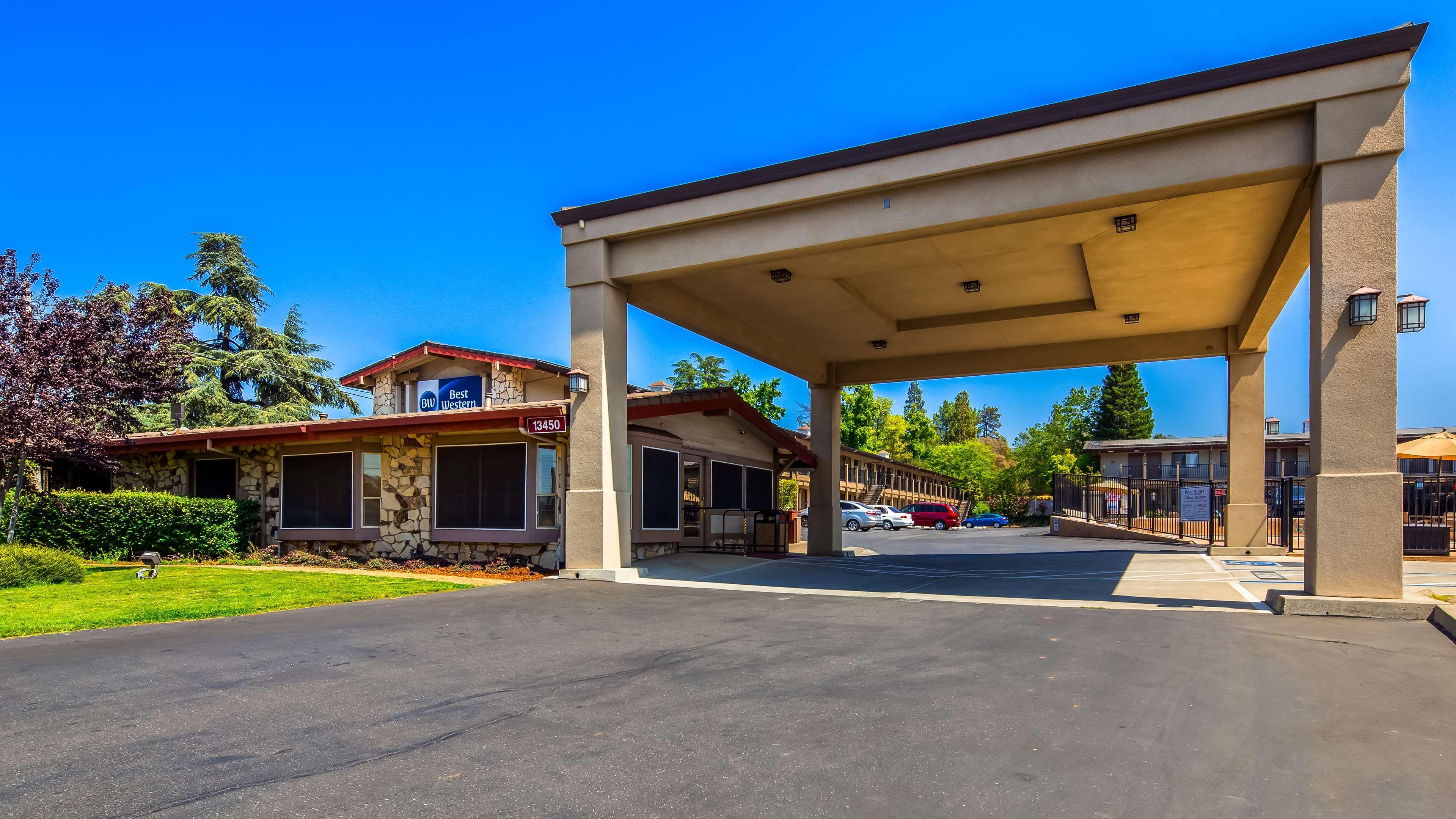 Best Western Golden Key Hotel Auburn Exterior photo