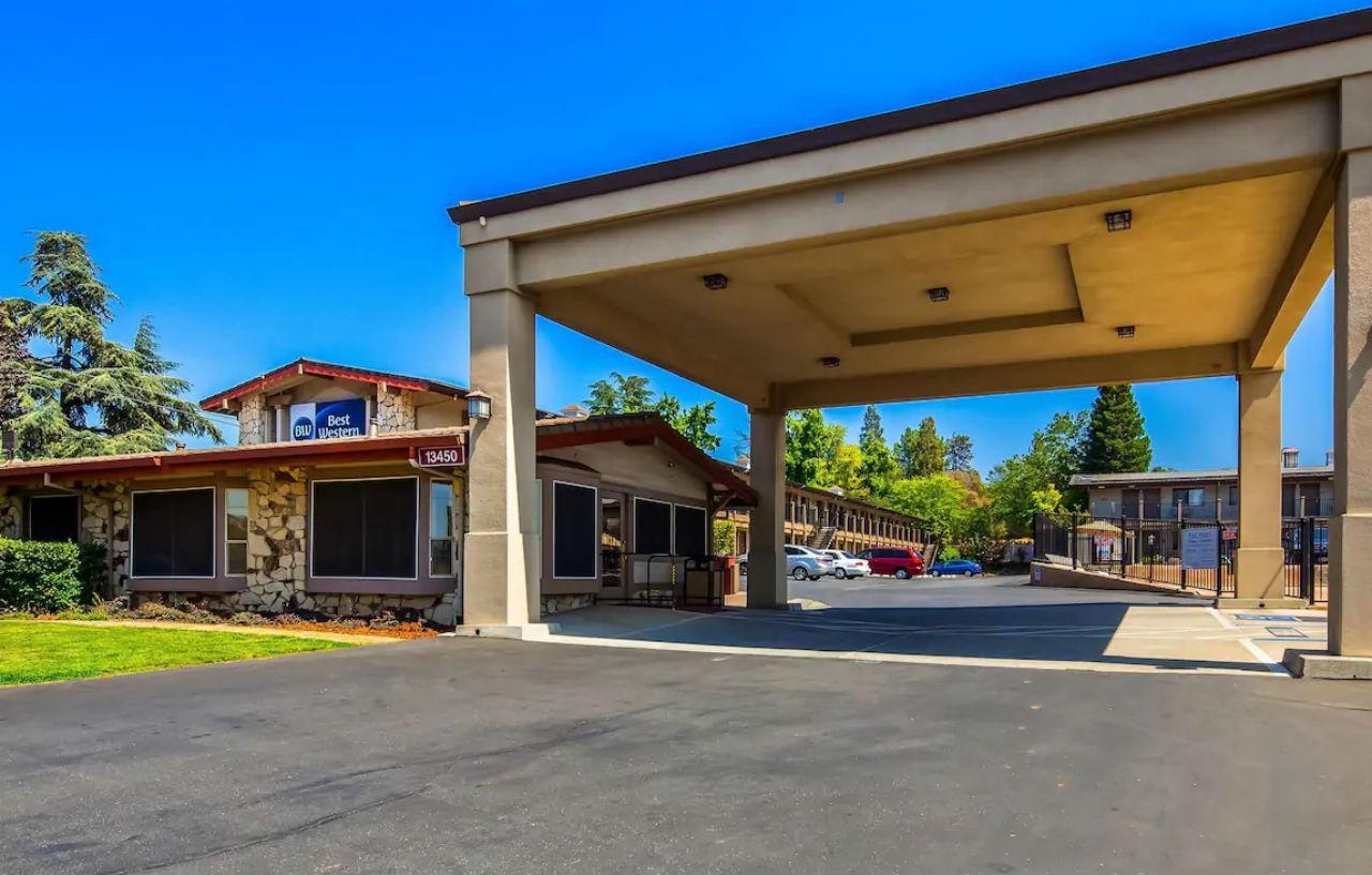 Best Western Golden Key Hotel Auburn Exterior photo